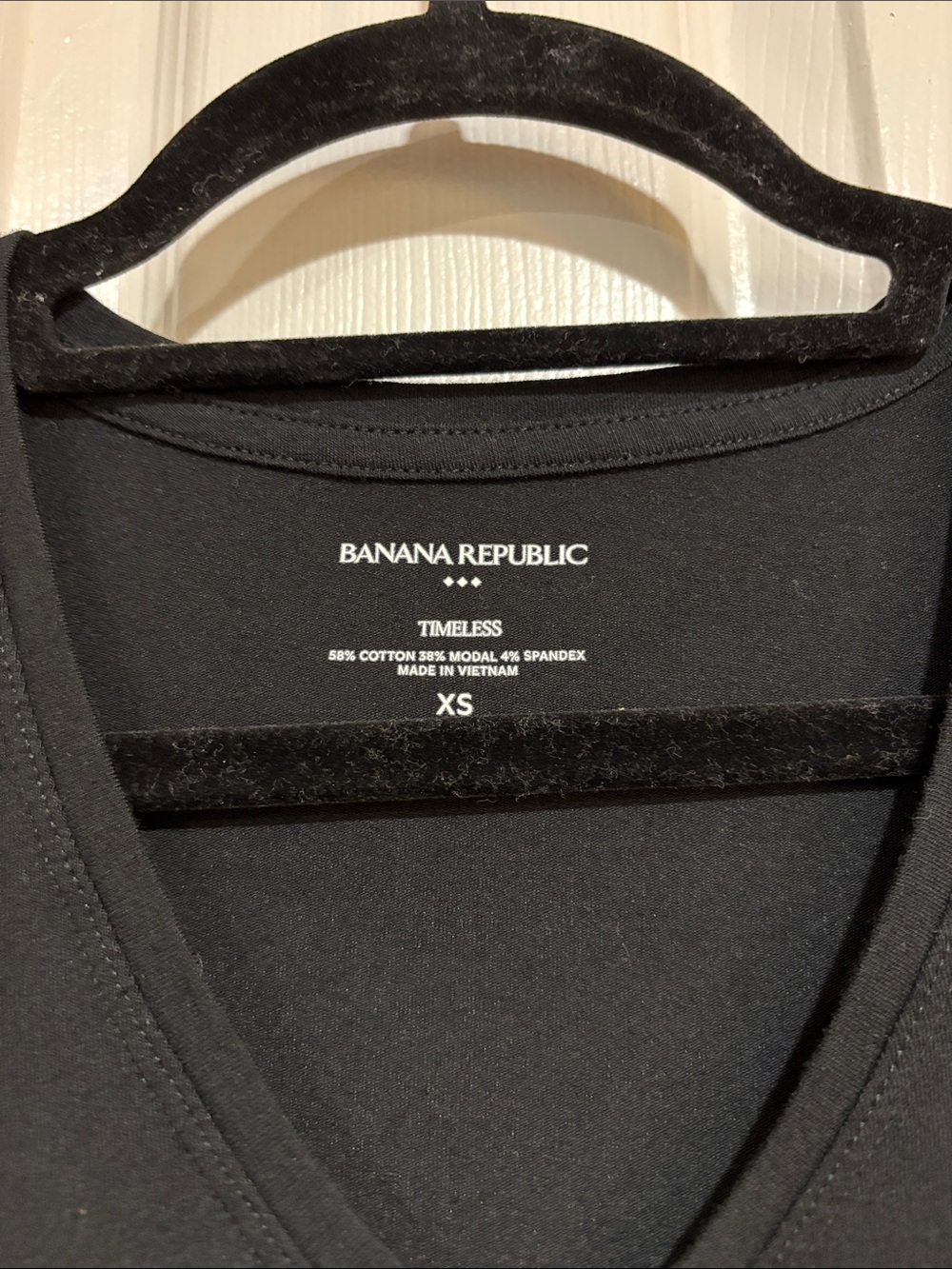 Banana Republic Factory 3 V-neck T-shirt White, Gray, Black Size XS - Picture 14 of 14